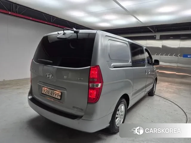 Hyundai The New Grand Starex id 3588313 из Кореи 19