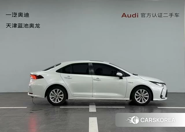 Toyota Corolla id 4235883 из Китая 9