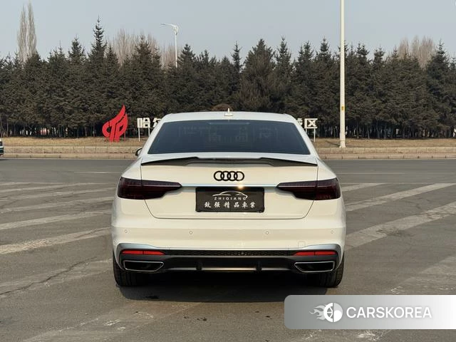 Audi A4L id 4258681 из Китая 9