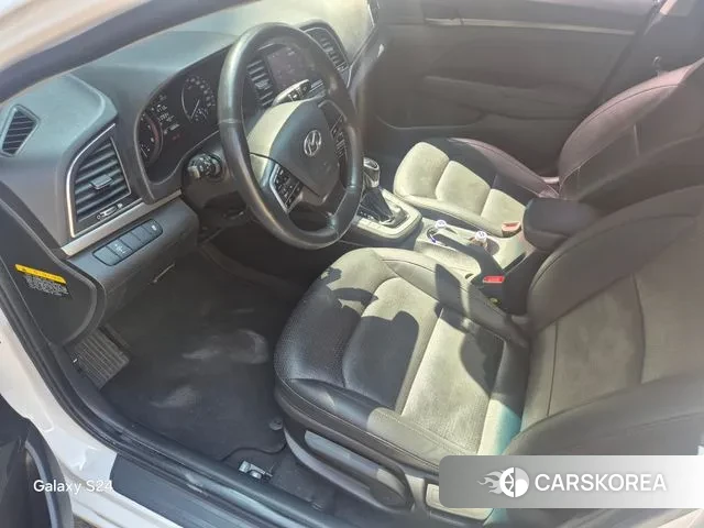 Hyundai Avante AD id 3096024 из Кореи 15