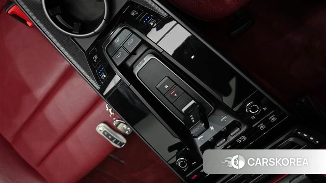 Porsche 911(992) id 4294071 из Кореи 30