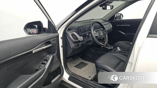 Kia The New Seltos id 4548757 из Кореи 33