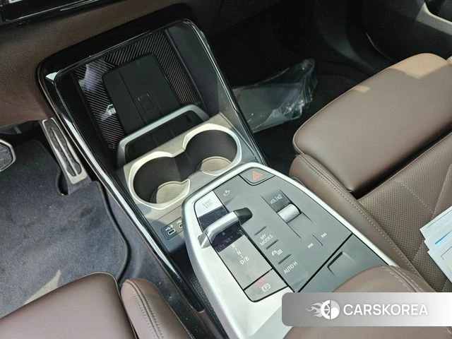 BMW iX1 (U11) id 4474572 из Кореи 10