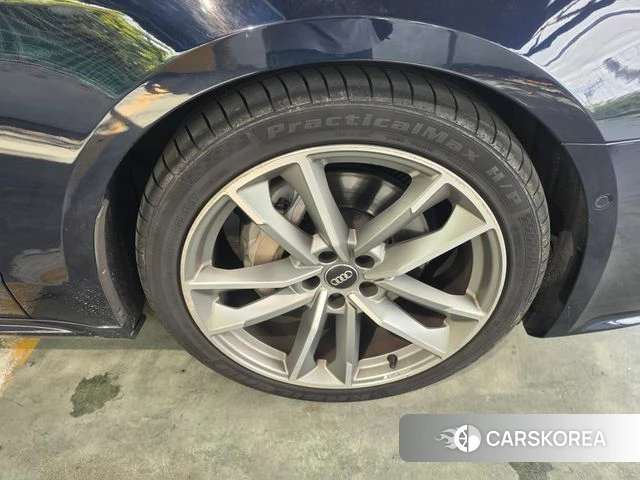 Audi A7 (4K) id 4872789 из Кореи 19