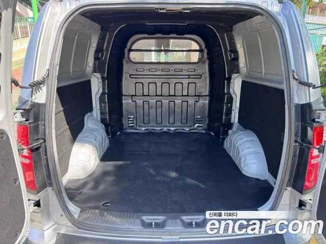 Hyundai The New Grand Starex id 2669274 из Кореи 19