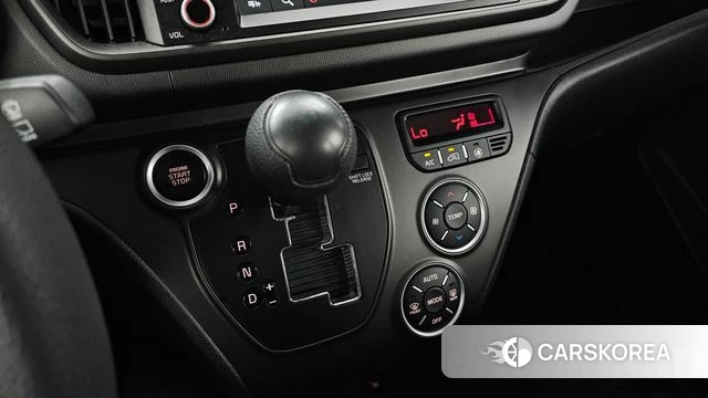 Kia The New Kia Ray id 4408196 из Кореи 29