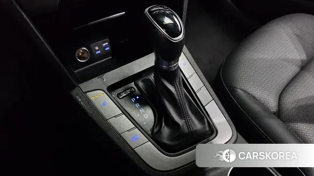 Hyundai Avante AD id 3641813 из Кореи 19