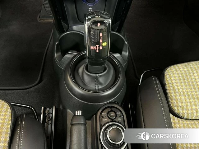 Mini Cooper S Convertible id 4618219 из Кореи 19