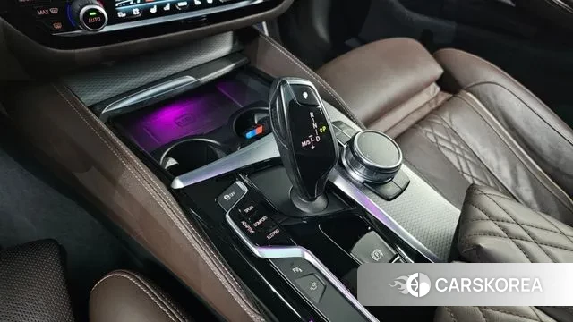 BMW 5 Series (G30) id 3520303 из Кореи 19