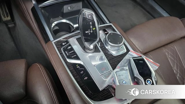 BMW 7 Series (G11) id 3925026 из Кореи 19