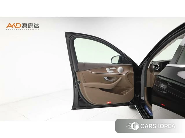 Mercedes-Benz E-class id 4254151 из Китая 9