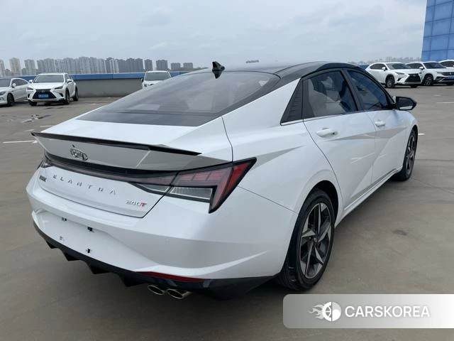 Hyundai Elantra id 4276221 из Китая 17