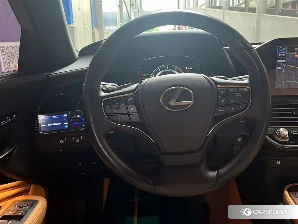 Lexus LS id 4655240 из Китая 13