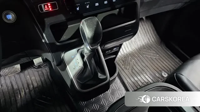 Hyundai Staria id 3329147 из Кореи 19