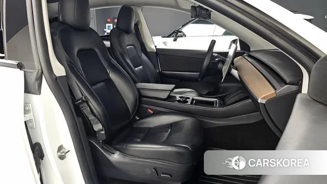 Tesla Model Y id 3765082 из Кореи 19