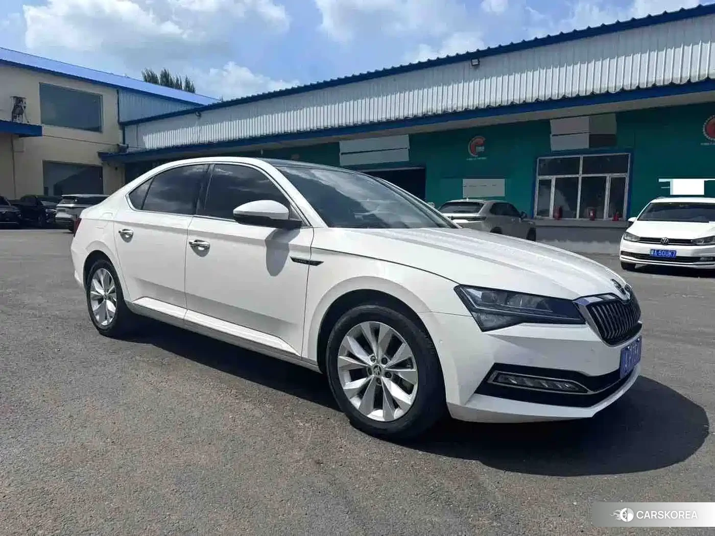 Skoda Superb id 4653961 из Китая 17