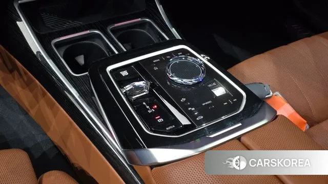 BMW 7 Series (G70) id 3571344 из Кореи 19