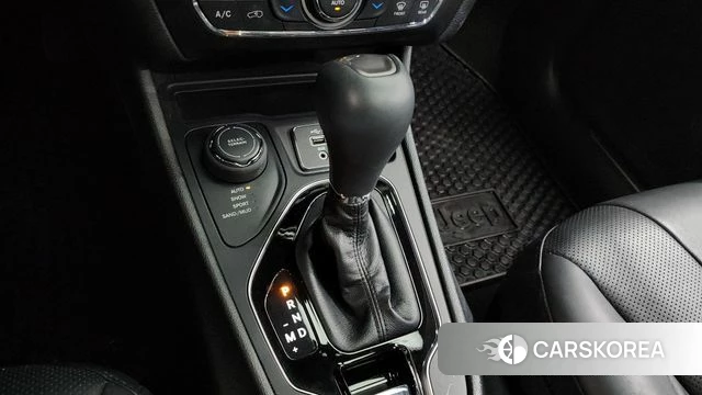 Jeep Cherokee (KL) id 3965332 из Кореи 19