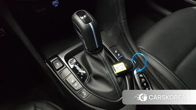 Hyundai Veloster (JS) id 3028715 из Кореи 19