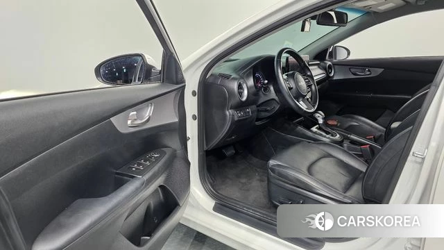 Kia The New K3 2nd generation id 4936676 из Кореи 31