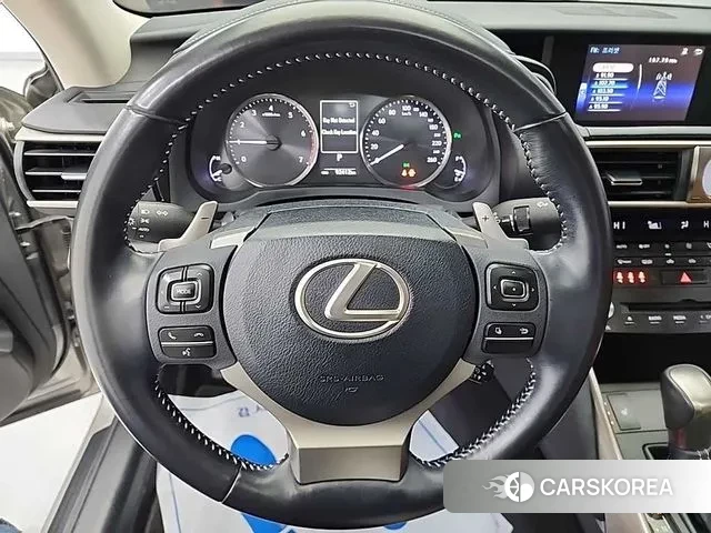 Lexus New IS300 id 3552855 из Кореи 18