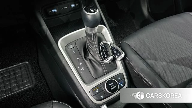 Hyundai Venue id 4202596 из Кореи 29