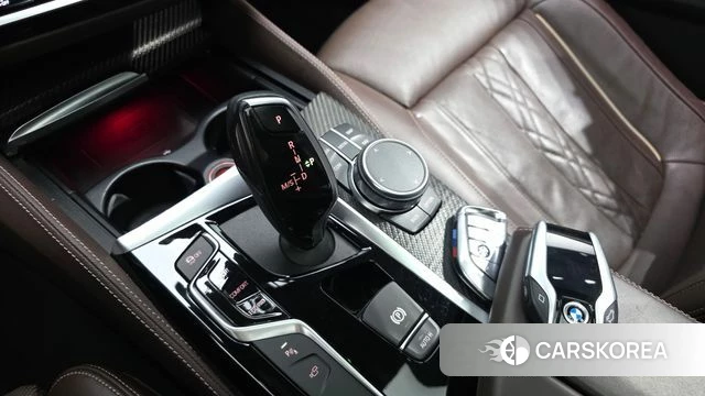 BMW 5 Series (G30) id 4907274 из Кореи 32