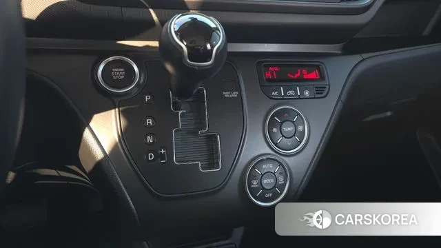 Kia The New Kia Ray id 3606055 из Кореи 19