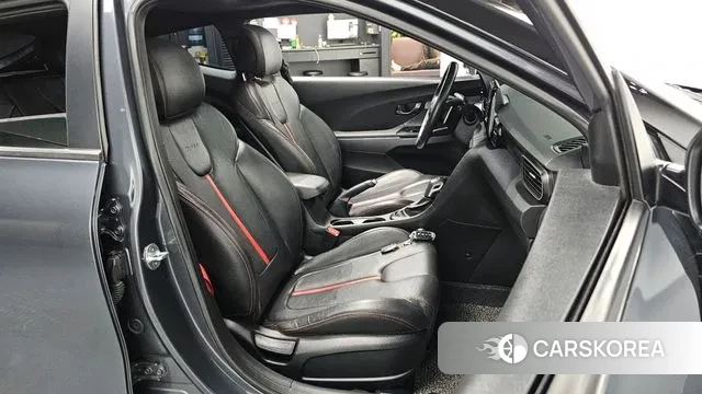 Hyundai Veloster (JS) id 3760655 из Кореи 19