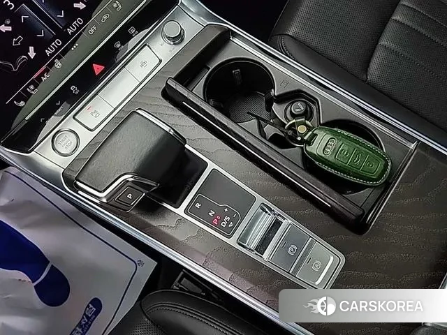 Audi A6 (C8) id 3530802 из Кореи 19