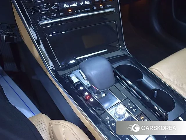 Kia K7 Premier id 3028619 из Кореи 19