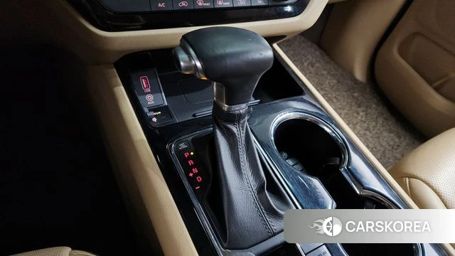 Kia The New Carnival id 4203910 из Кореи 19