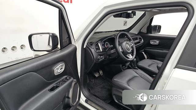 Jeep Renegade id 4650067 из Кореи 30