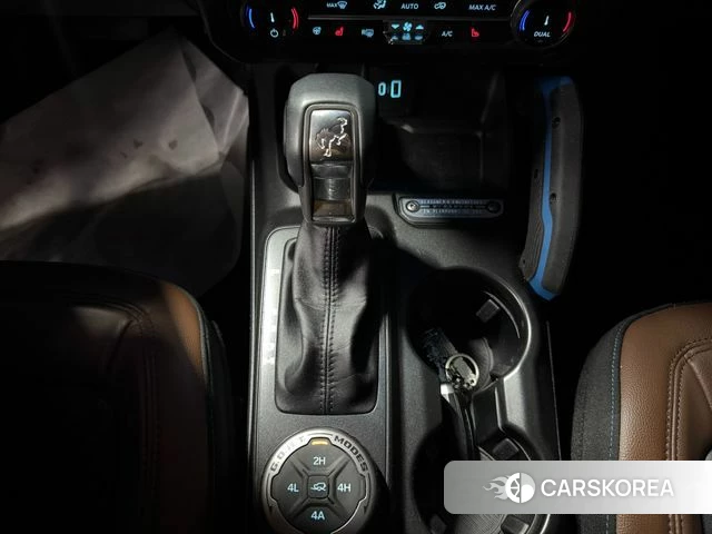 Ford Bronco 6th Generation id 3806366 из Кореи 17