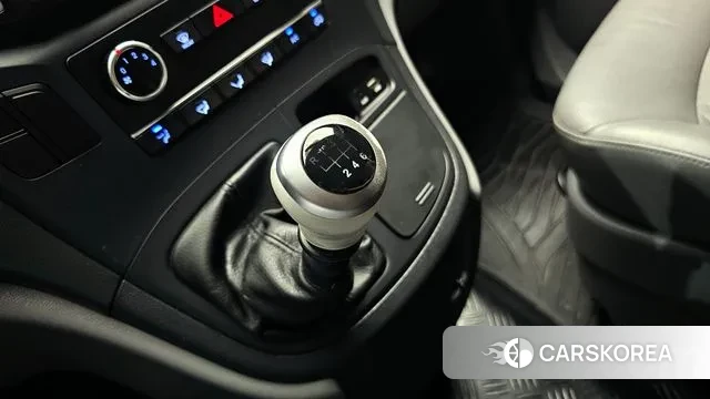 Hyundai The New Grand Starex id 3171619 из Кореи 19