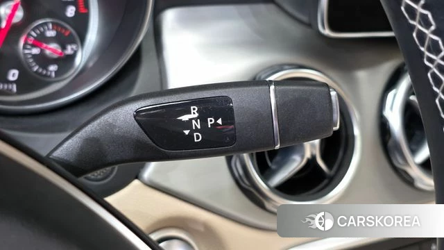 Mercedes-Benz GLA-Class X156 id 4331413 из Кореи 31
