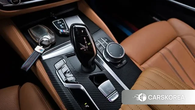 BMW 5 Series (G30) id 3004029 из Кореи 19