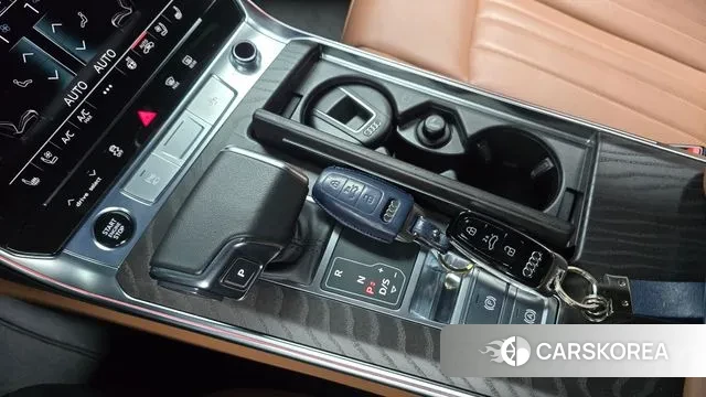 Audi A6 (C8) id 3624680 из Кореи 19