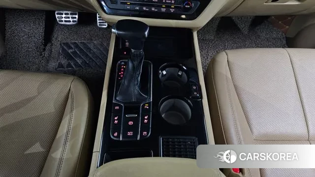 Kia The New Carnival id 3563108 из Кореи 19