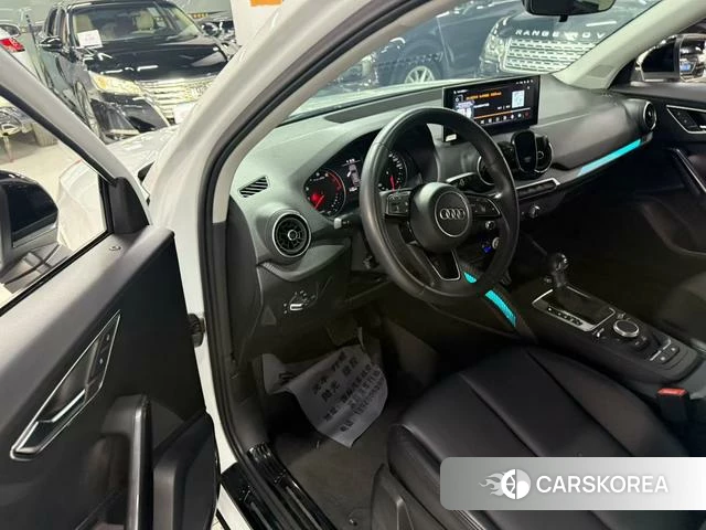 Audi Q2L id 4208809 из Китая 24