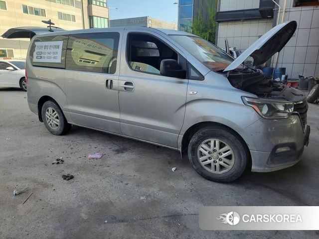 Hyundai The New Grand Starex id 4294692 из Кореи 9