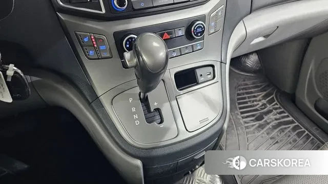 Hyundai The New Grand Starex id 3520535 из Кореи 19