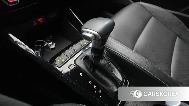 Kia Stonic id 3879420 из Кореи 19