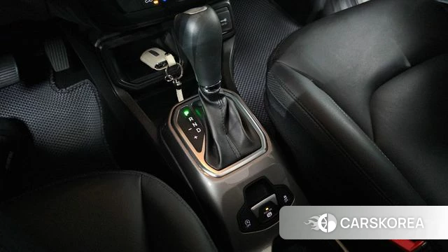Jeep Renegade id 4592038 из Кореи 31