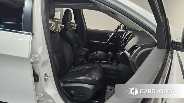 Jeep Cherokee (KL) id 3626069 из Кореи 19