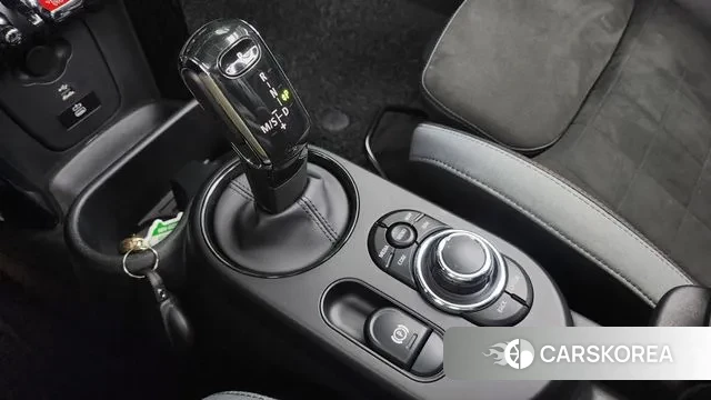 Mini Cooper S Convertible id 3467184 из Кореи 19