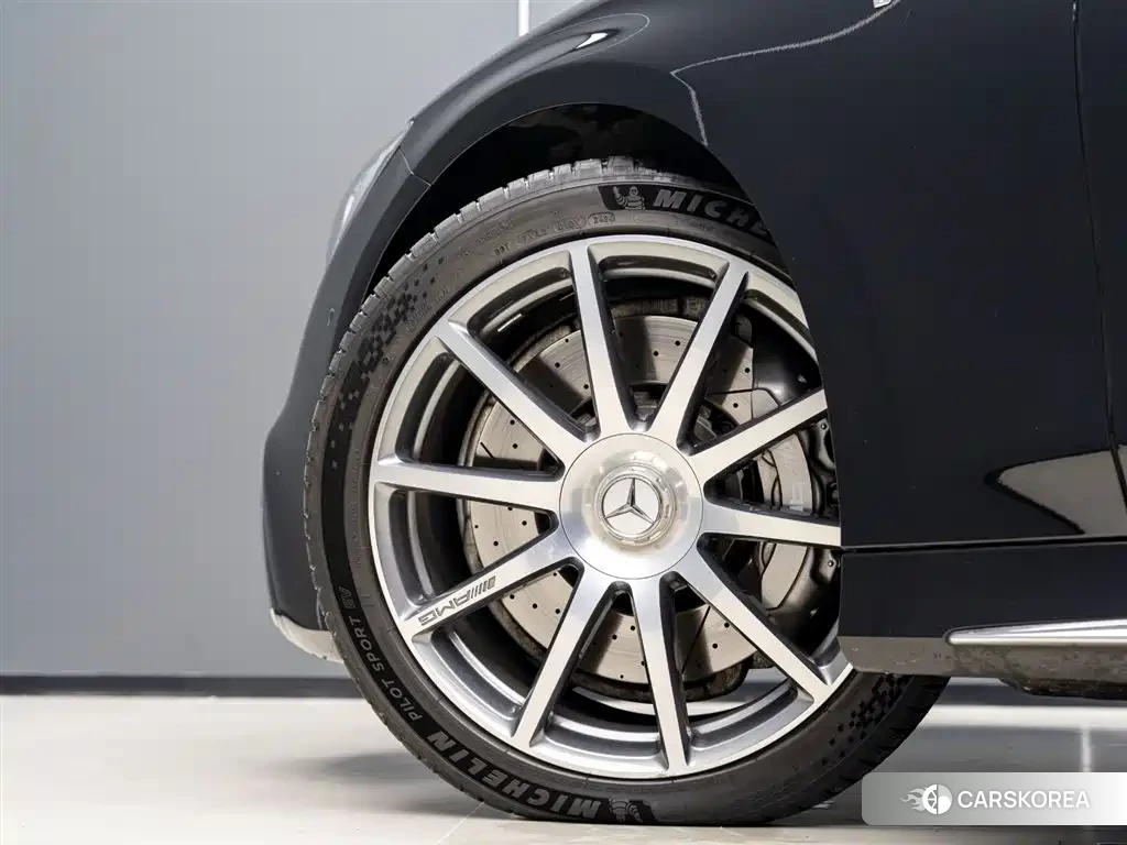 Mercedes-Benz S-class AMG id 4600678 из Китая 17
