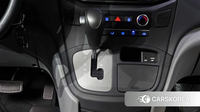Hyundai The New Grand Starex id 4477636 из Кореи 29