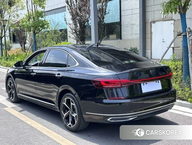 Volkswagen Passat id 4359250 из Китая 15