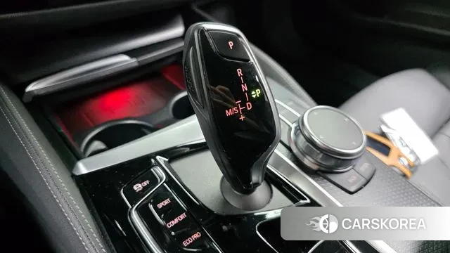 BMW 5 Series (G30) id 3366056 из Кореи 19